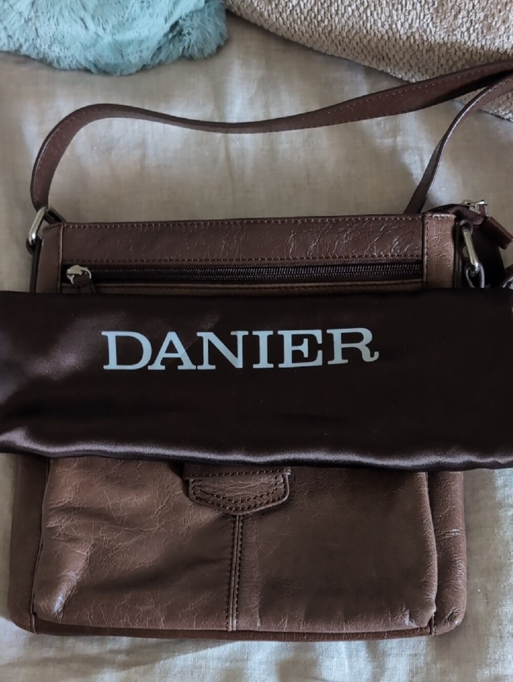 Danier Brown Leather Crossbody Bag - Picture 7 of 7